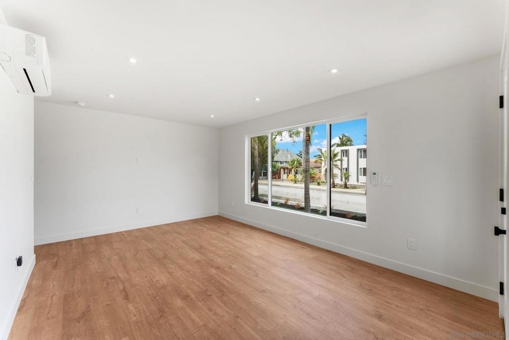 4050 Sequoia St - Photo 4