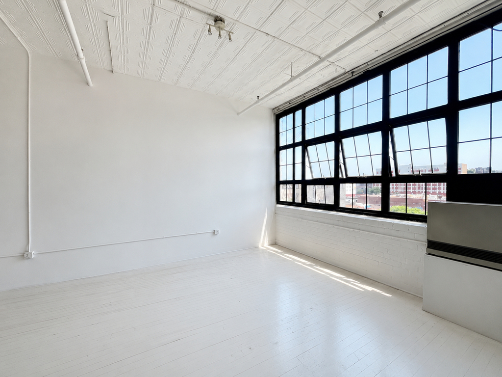 248 Mckibbin Street - Photo 1