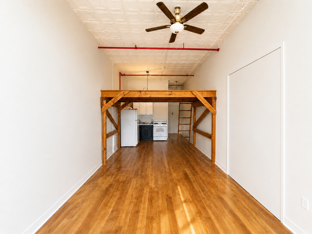 248 Mckibbin Street - Photo 2