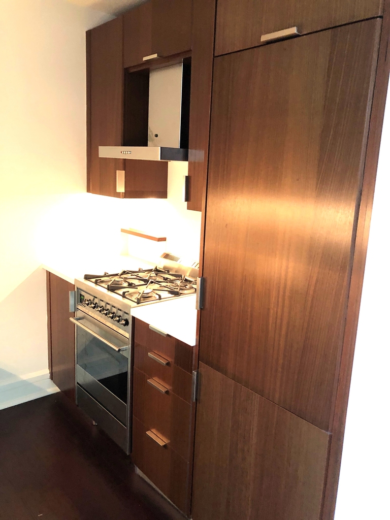 60 Riverside Boulevard - Photo 0