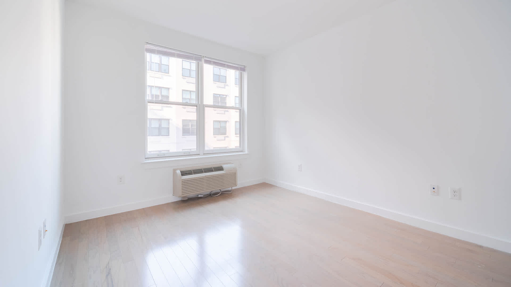 198 Van Vorst St. - Photo 47