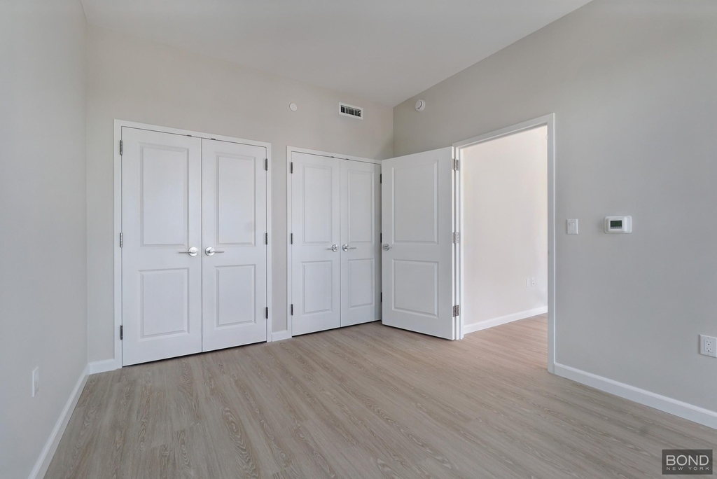183-03 Hillside Avenue - Photo 13