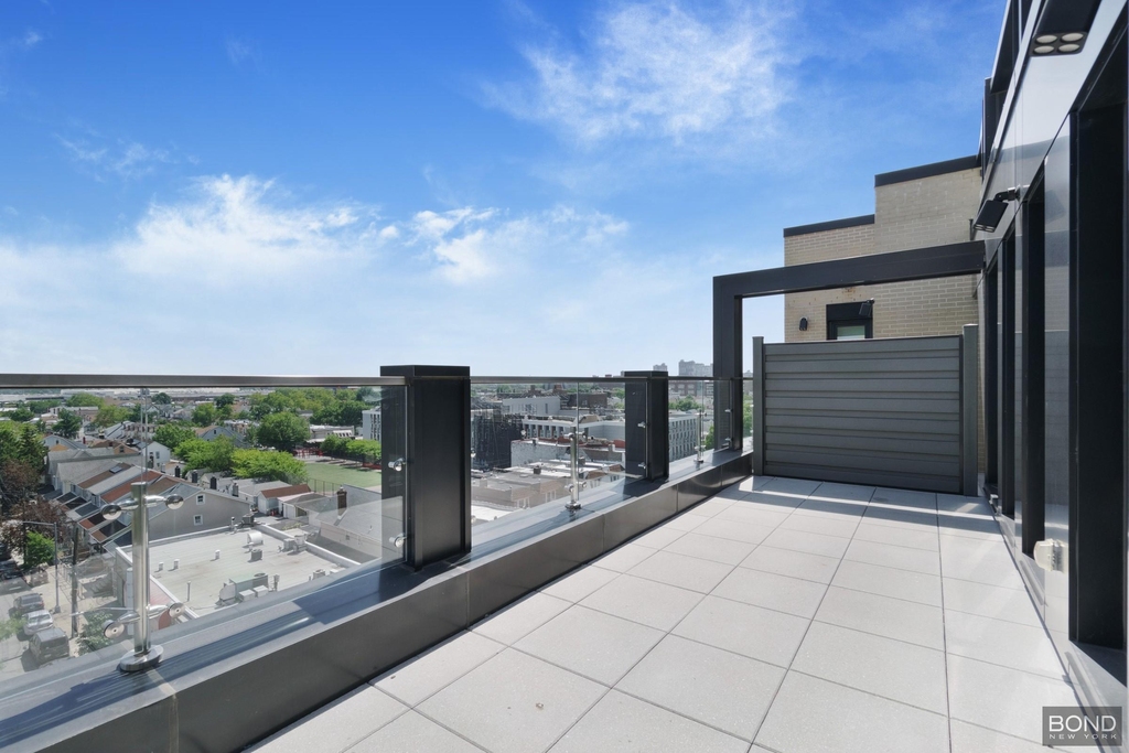 183-03 Hillside Avenue - Photo 4