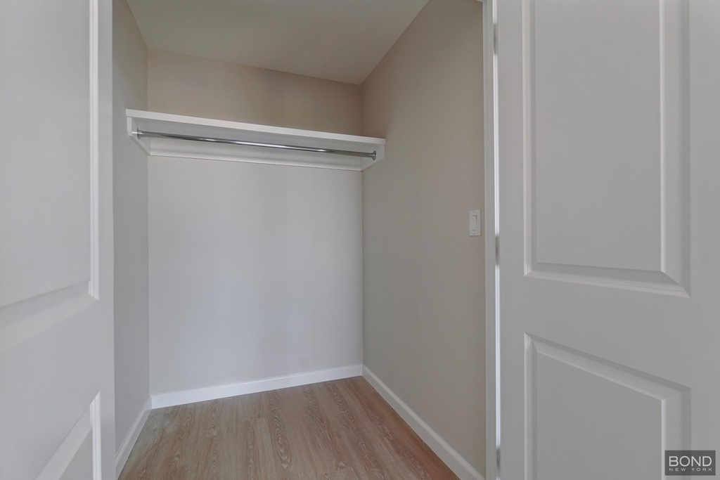 183-03 Hillside Avenue - Photo 10