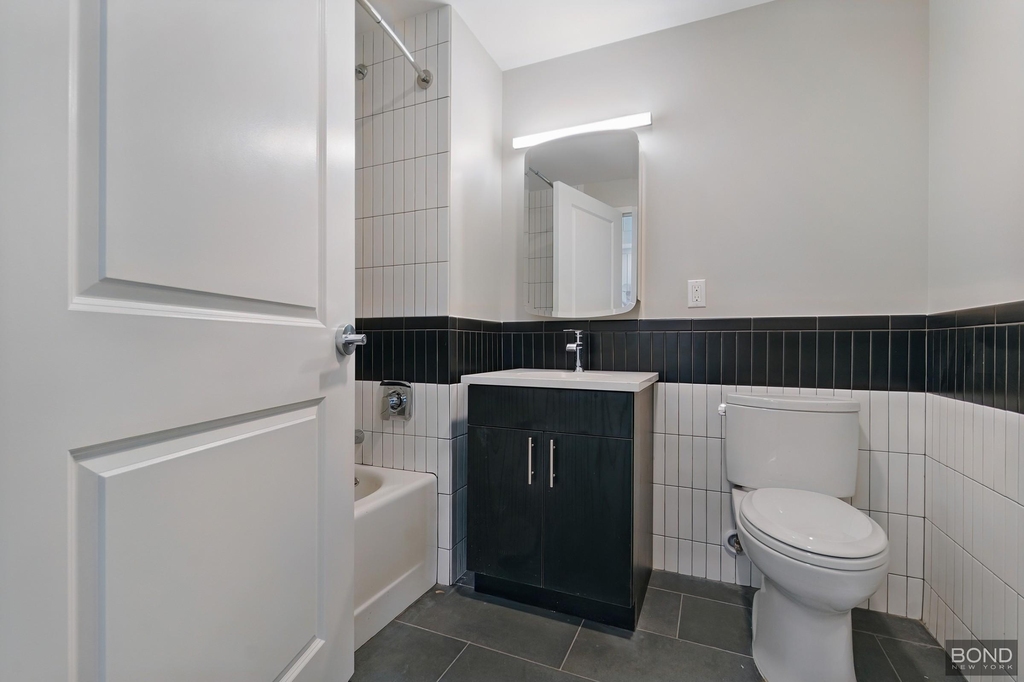 183-03 Hillside Avenue - Photo 14