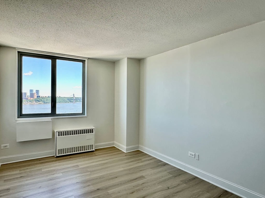 3333 Broadway - Photo 6