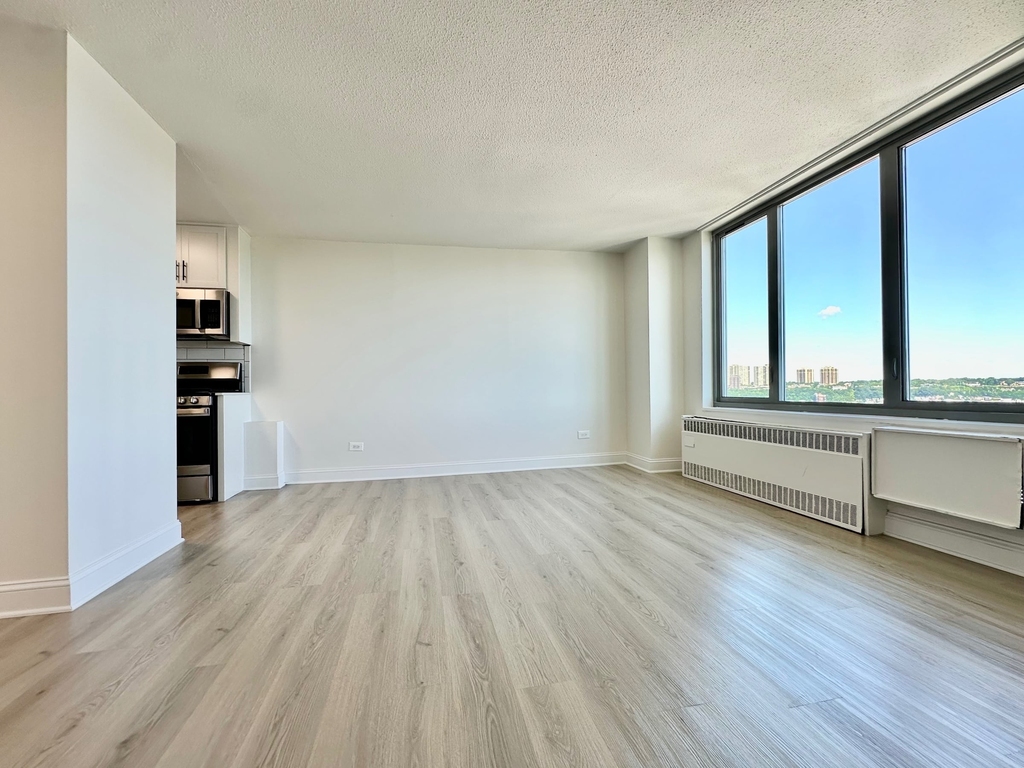 3333 Broadway - Photo 3