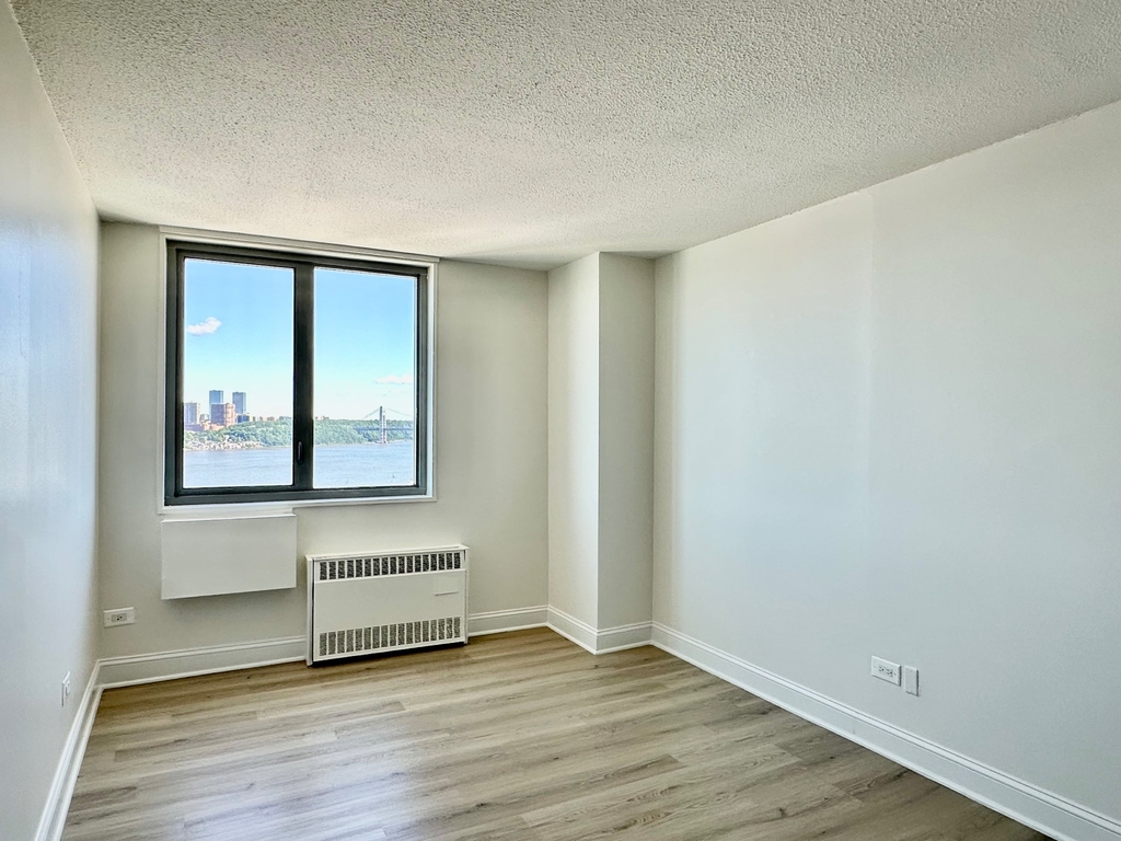 3333 Broadway - Photo 7