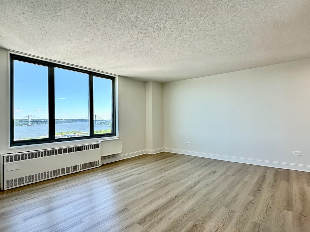 3333 Broadway - Photo 2