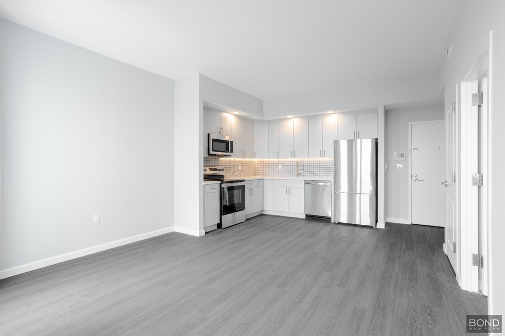 183-03 Hillside Avenue - Photo 5
