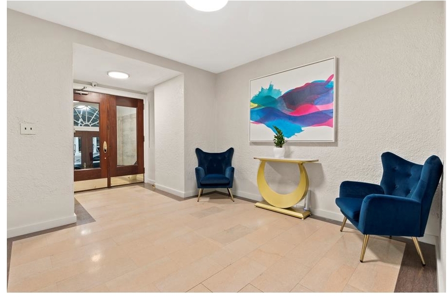 340 W 87th St - Photo 9