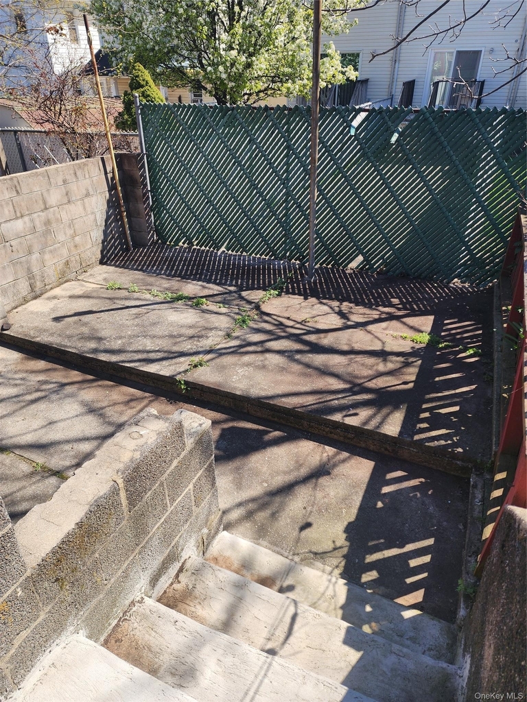 11 Coonley Court - Photo 18