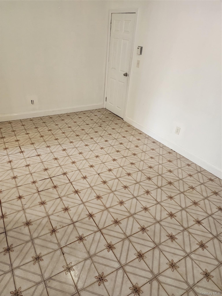 11 Coonley Court - Photo 23