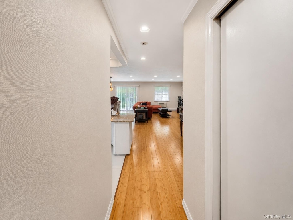 13-09 Michael Court - Photo 11