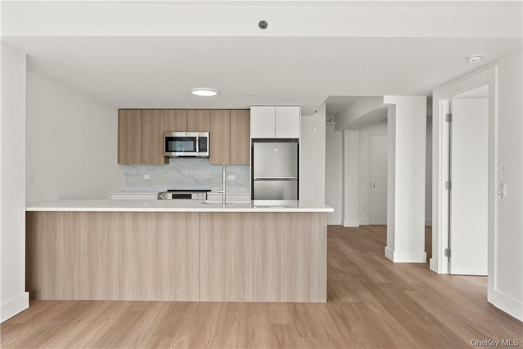 1 Lyon Place - Photo 7