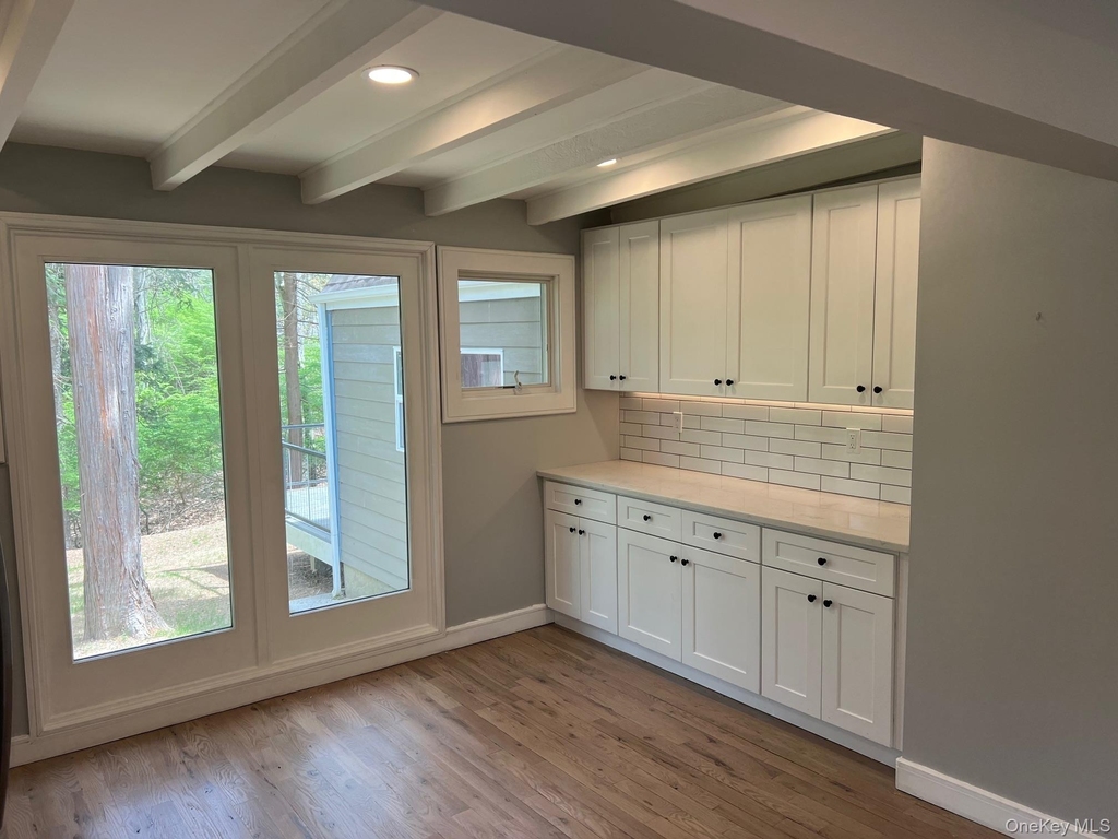 11 Triple Oak Lane - Photo 2