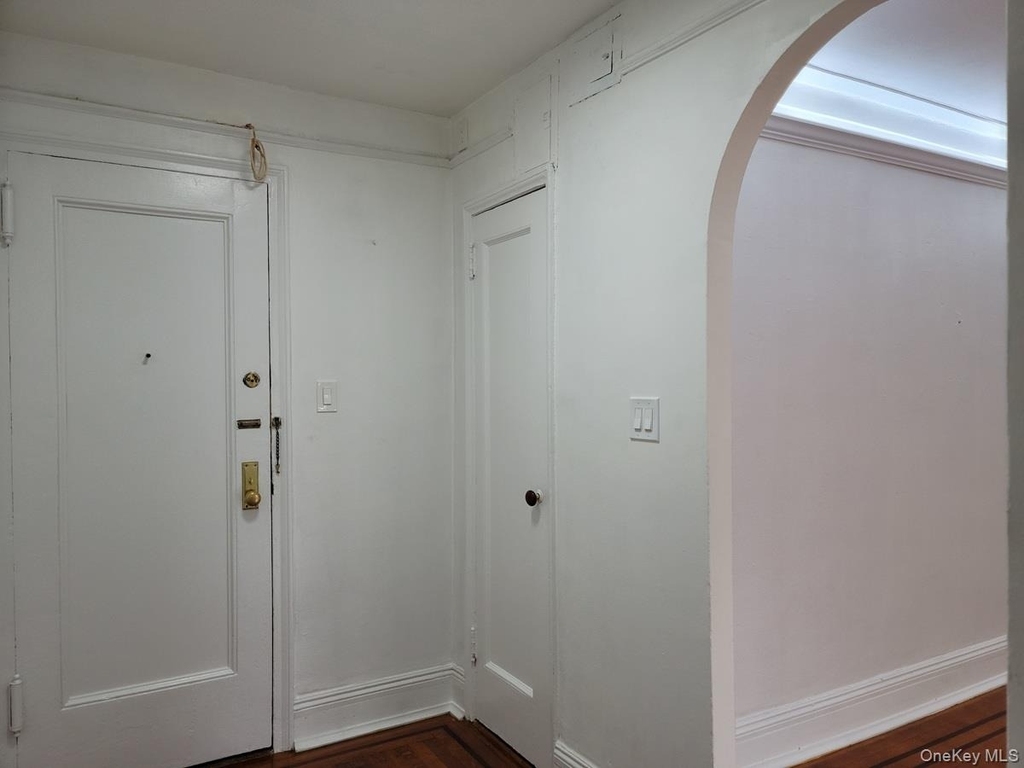 1 Broad Parkway - Photo 1