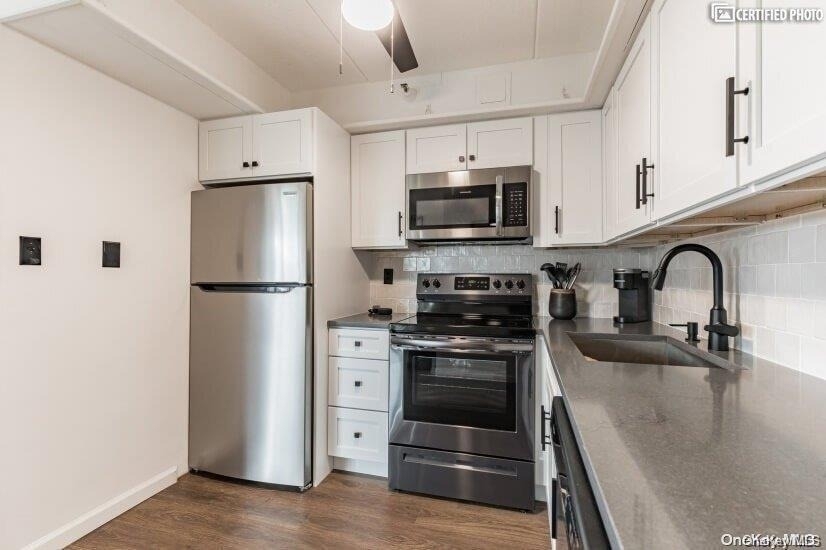 205 Mineola Boulevard - Photo 5