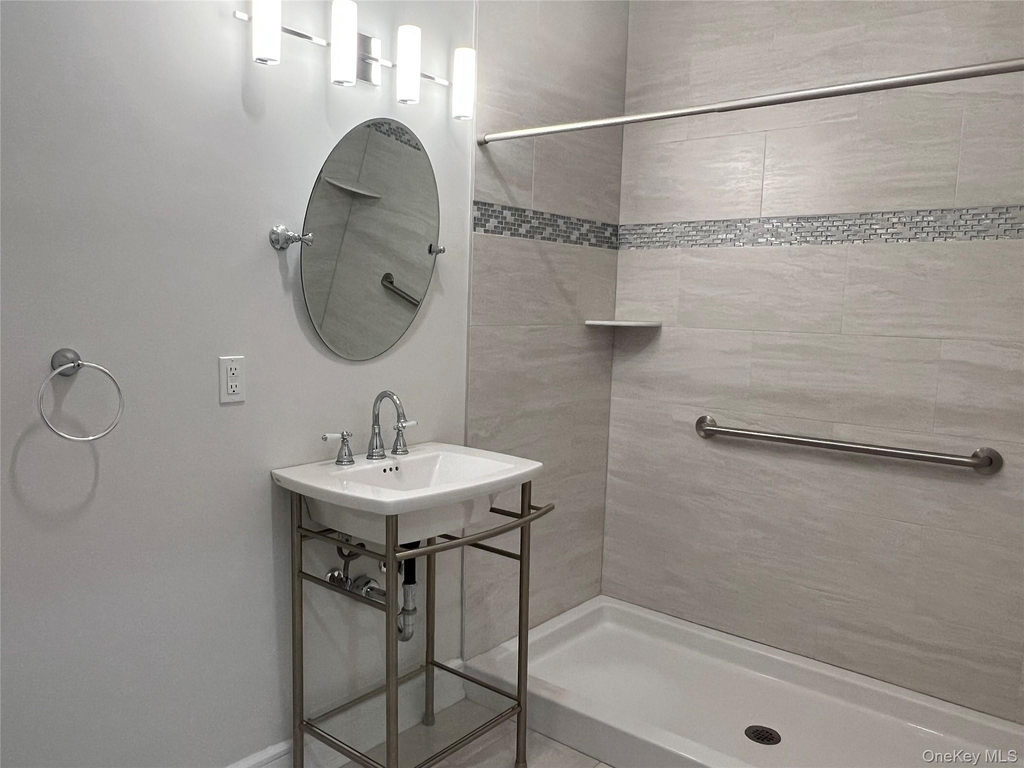 11 Farries Avenue - Photo 6