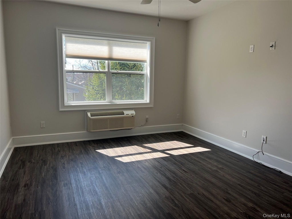 11 Farries Avenue - Photo 3
