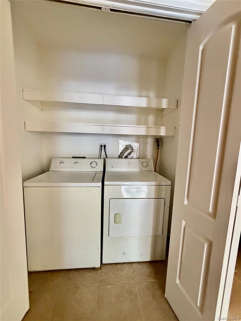 10422 39th Avenue - Photo 1