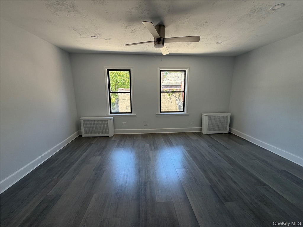 96-17 69 Avenue - Photo 4