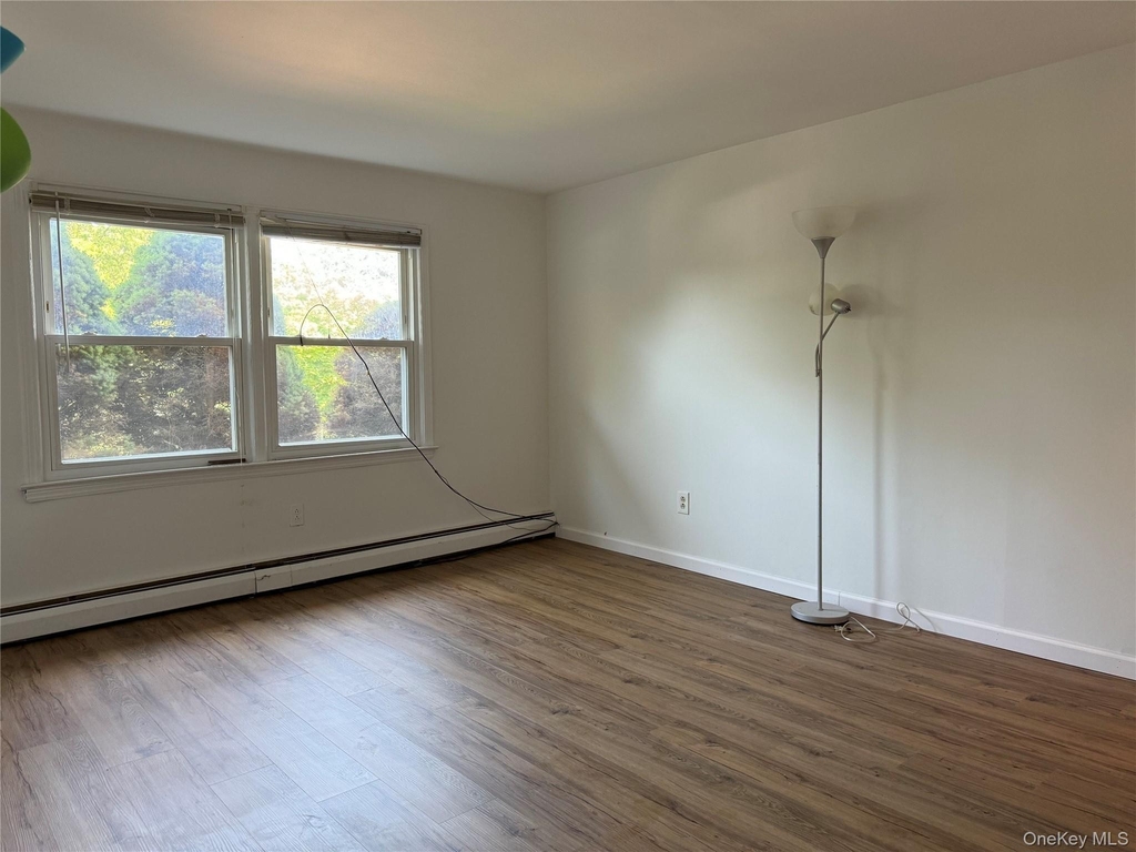 46 W Lane Drive - Photo 2