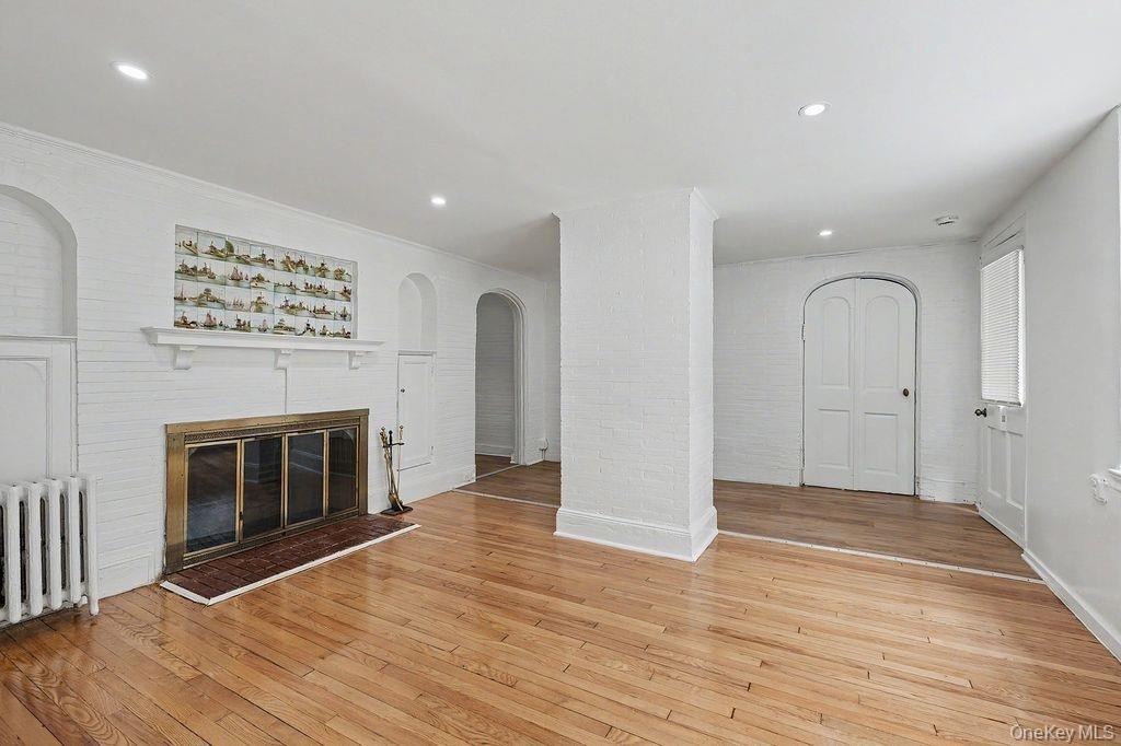 111 N Broadway - Photo 6