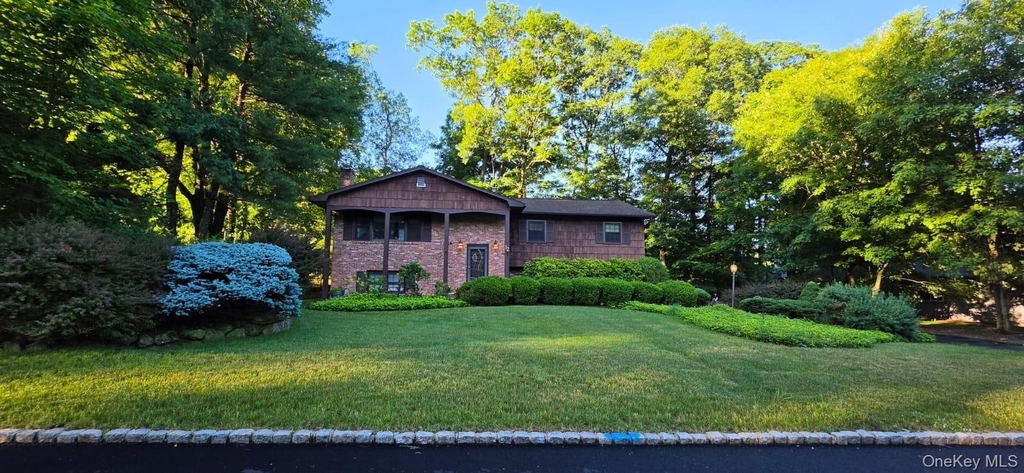 12 Palisades Court - Photo 0