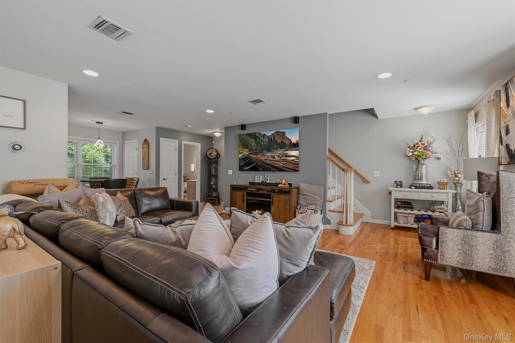 42 Leonard Street - Photo 6