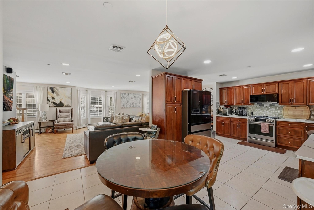 42 Leonard Street - Photo 11