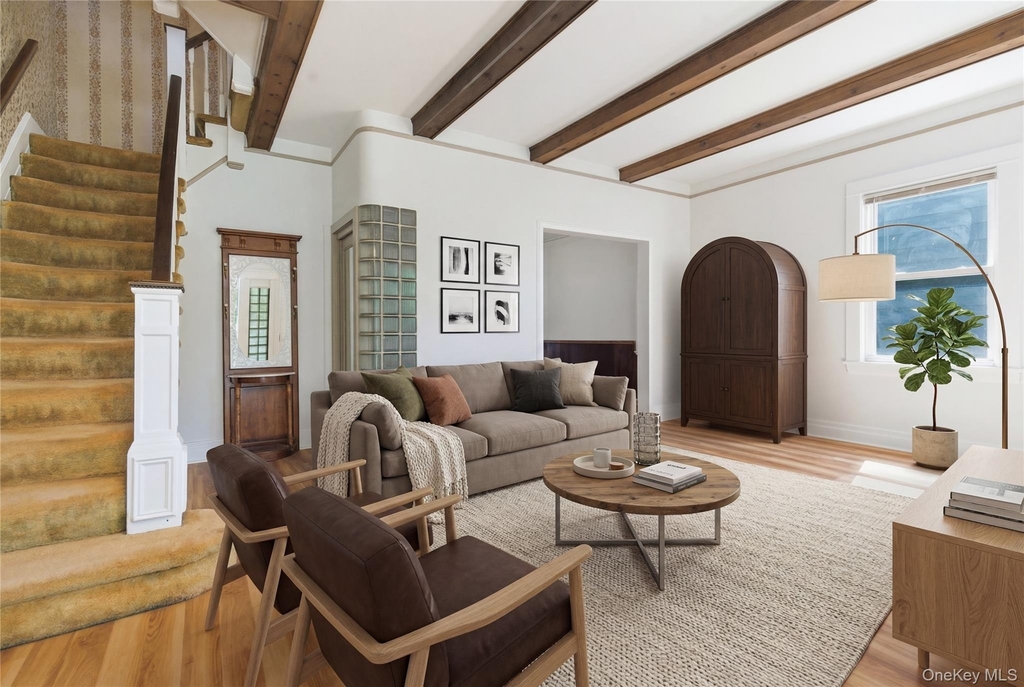 82 Quinby Avenue - Photo 3