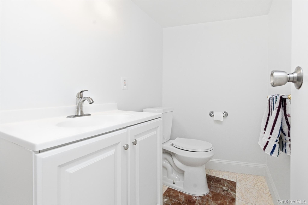 82 Quinby Avenue - Photo 22