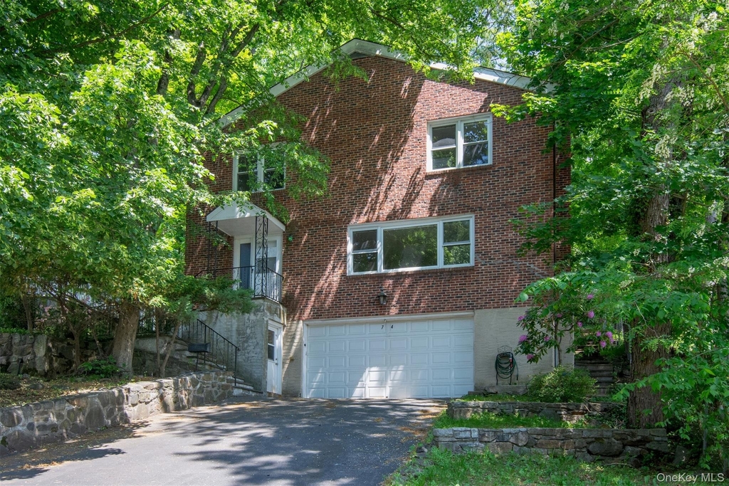 74 Briary Road - Photo 0