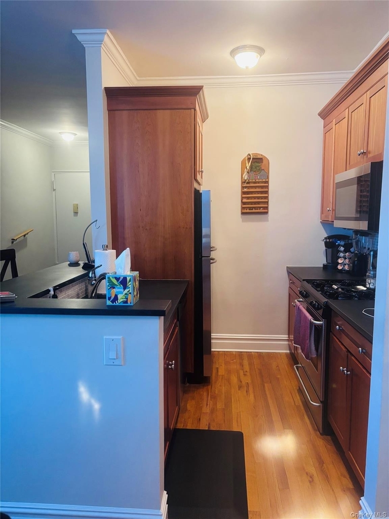 111 7th Street - Photo 3