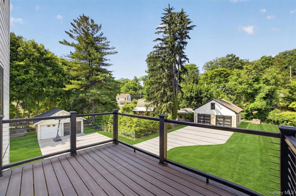 23 Hudson Avenue - Photo 24