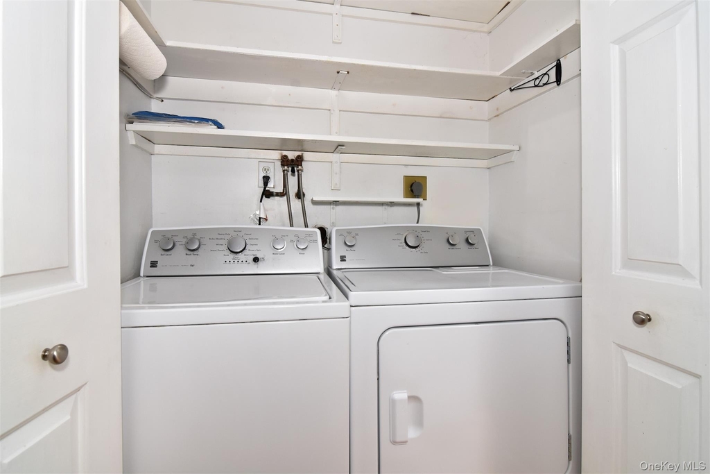 152 Broadway - Photo 22