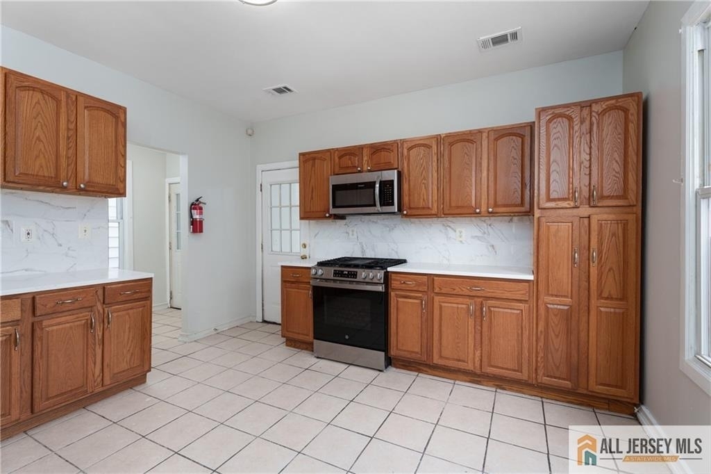 264 Seaman Street - Photo 10