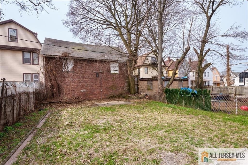 264 Seaman Street - Photo 27