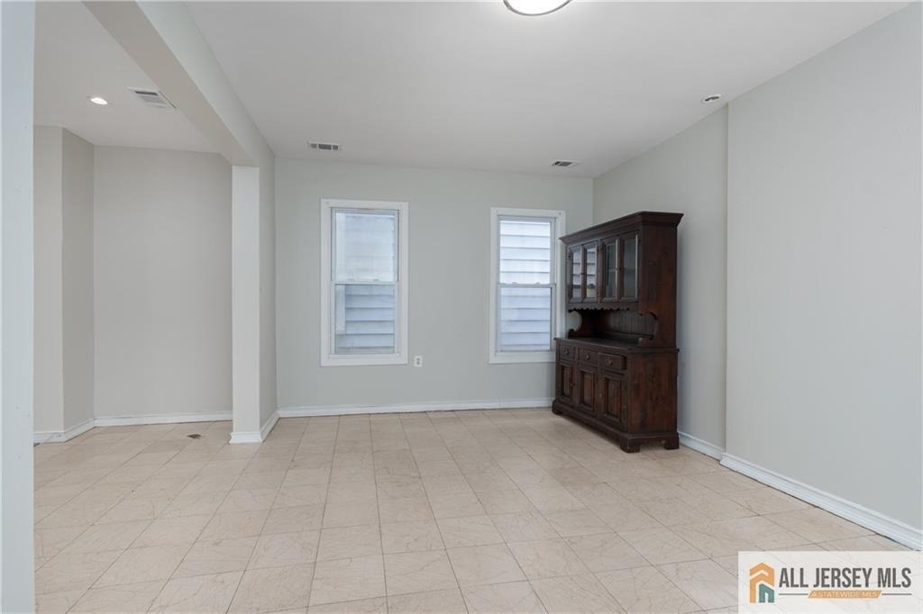 264 Seaman Street - Photo 7