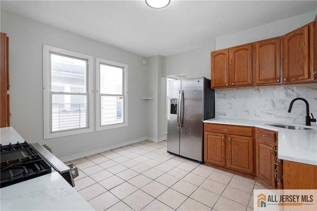 264 Seaman Street - Photo 9