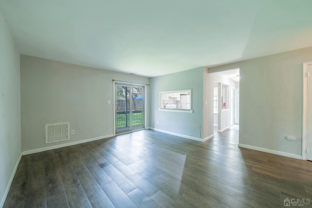 1612 Woodbridge Commons Way - Photo 6