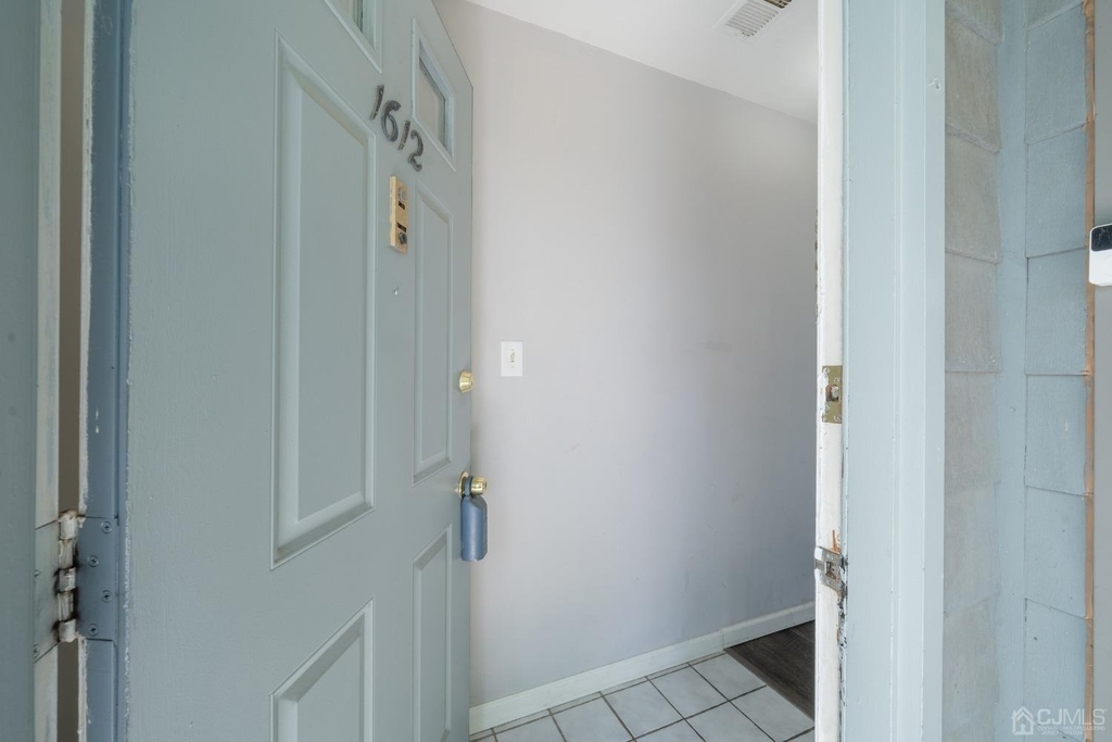 1612 Woodbridge Commons Way - Photo 1