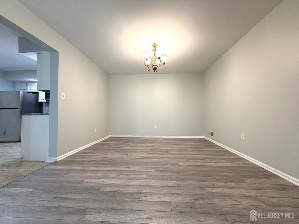 511 Dunn Circle - Photo 5