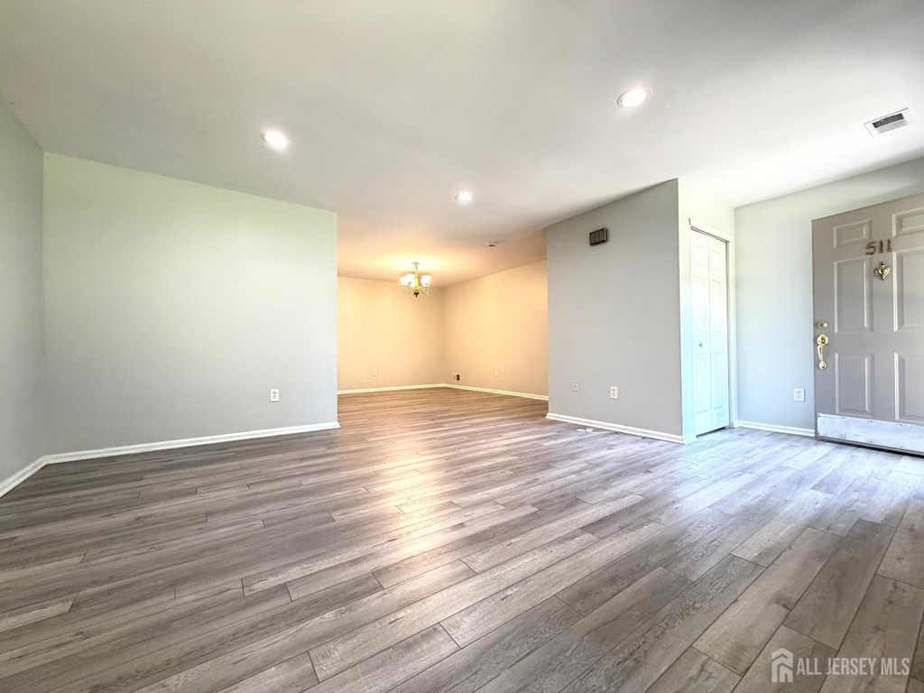 511 Dunn Circle - Photo 1