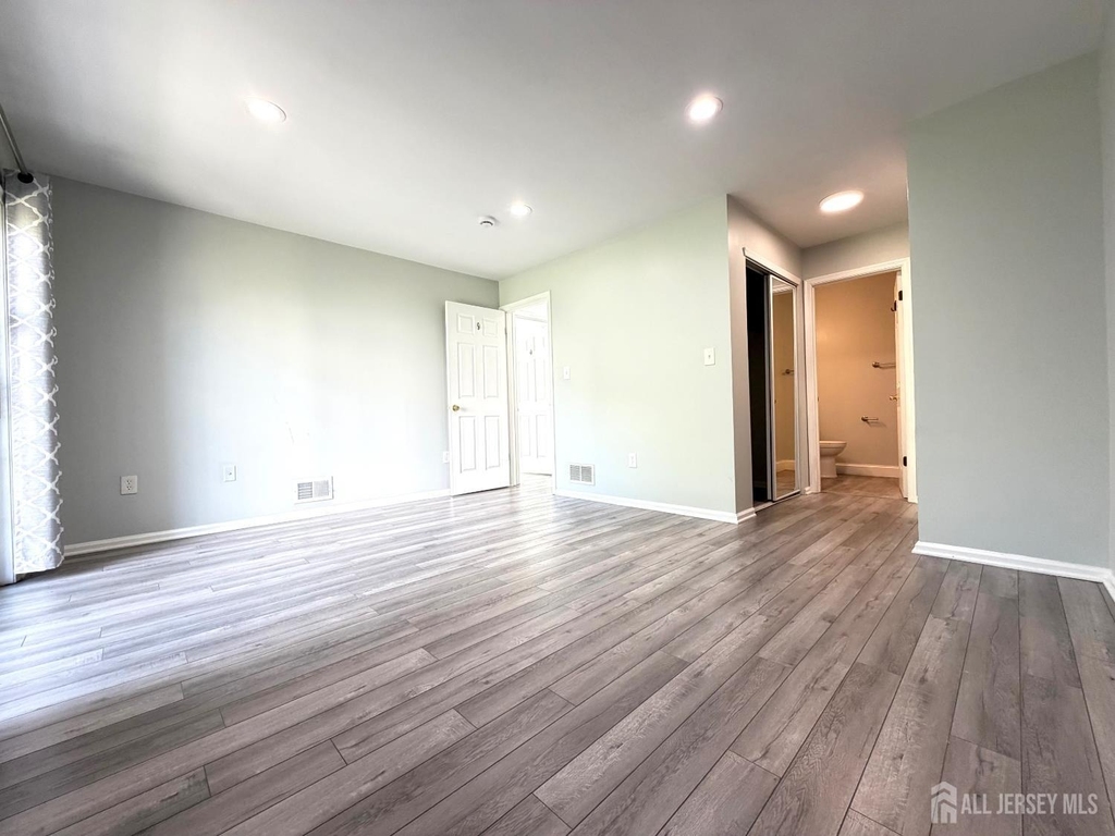 511 Dunn Circle - Photo 10
