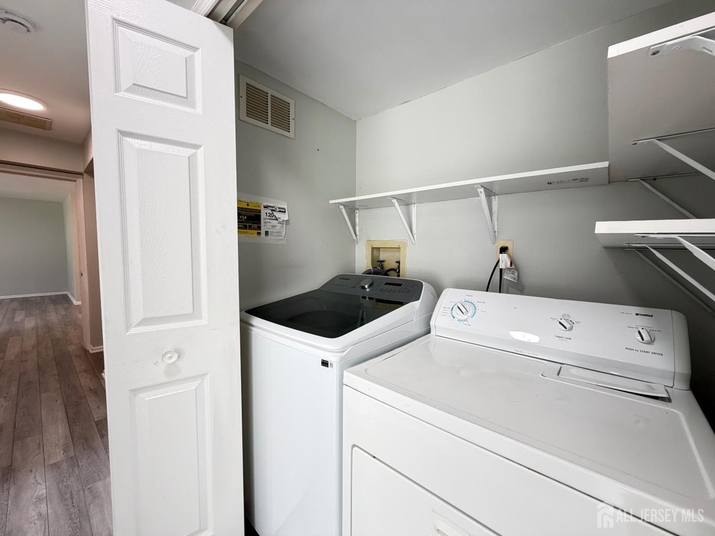 511 Dunn Circle - Photo 17