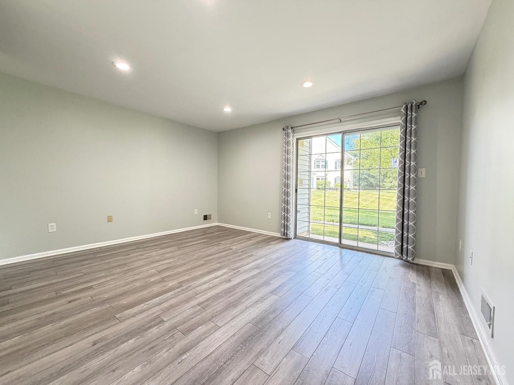 511 Dunn Circle - Photo 9