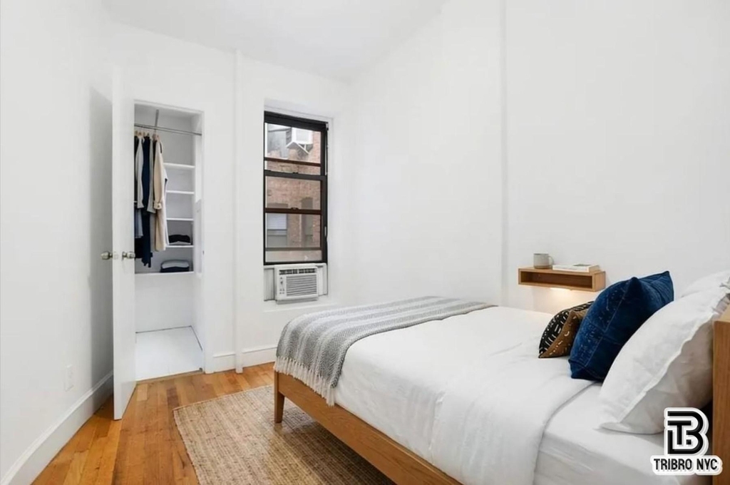 192 Bleecker Street - Photo 0
