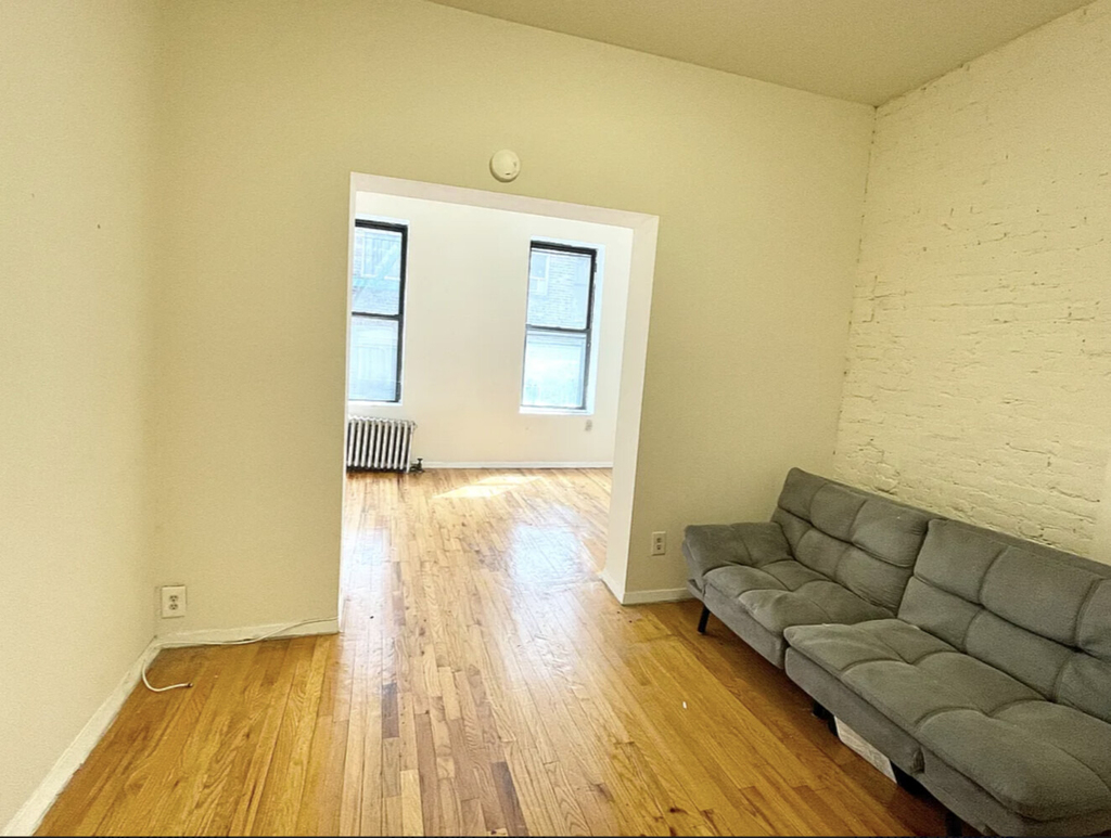 230 E 25th Street - Photo 0